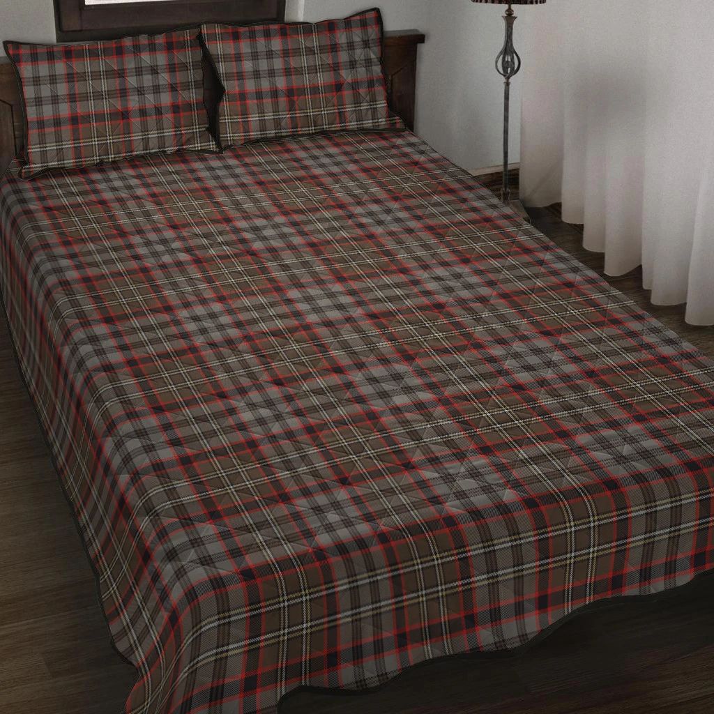 Nicolson Hunting Weathered Tartan Crest Wall Hanging Banner - Wood Pole