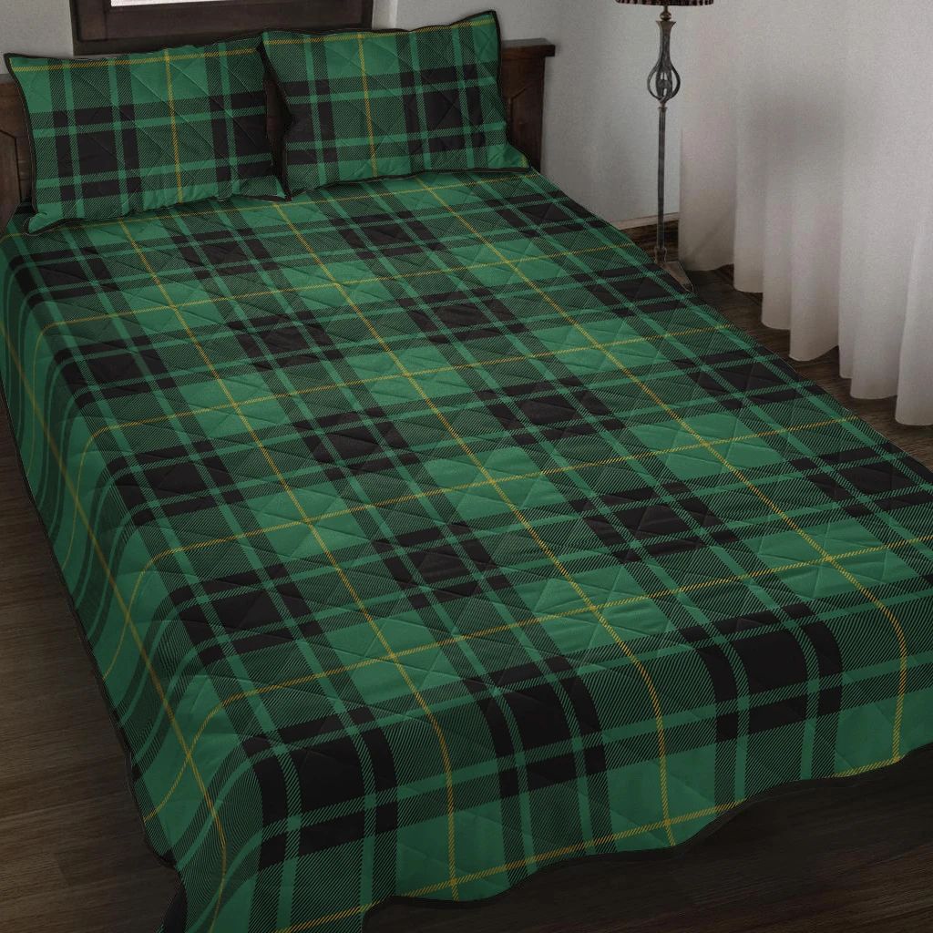Buchanan Old Set Weathered Tartan Quilt Bed Set