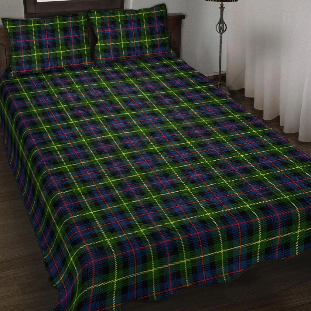Cunningham Hunting Modern Tartan Quilt Bed Set