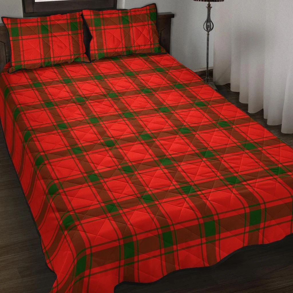 McDonald of Sleat Tartan Crest Quilt