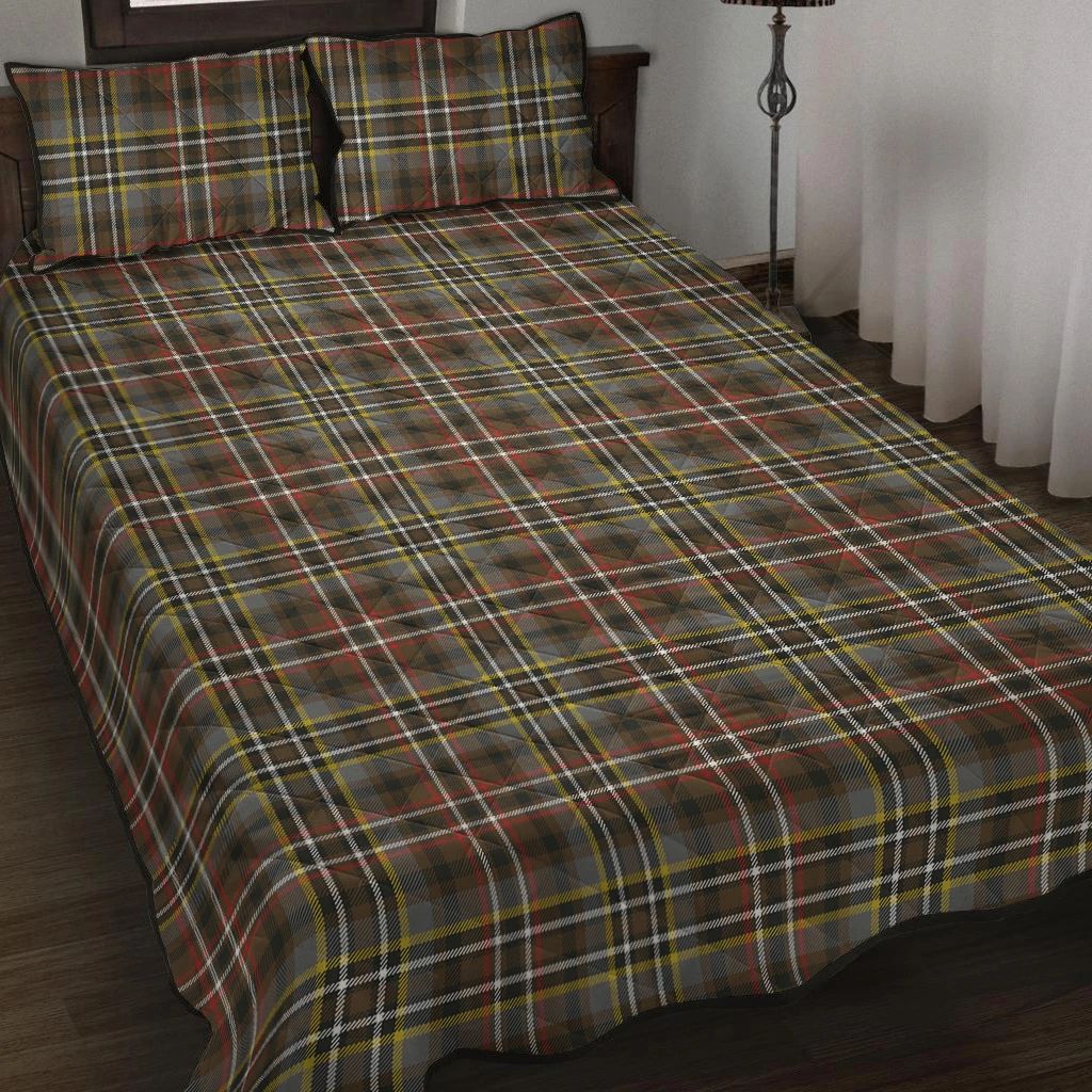 Scott Green Modern Tartan Crest Quilt