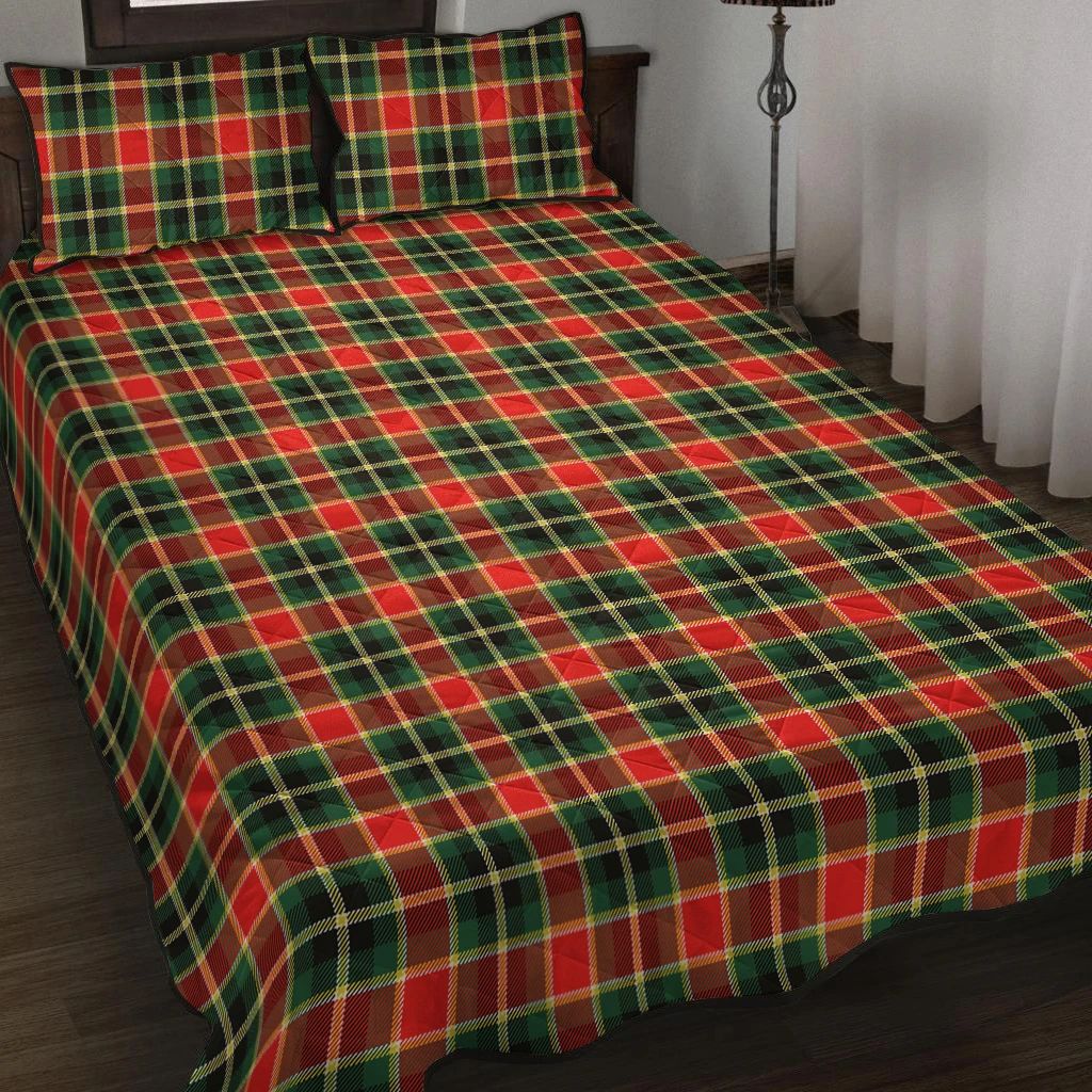 MacLachlan Hunting Modern Tartan Crest Quilt