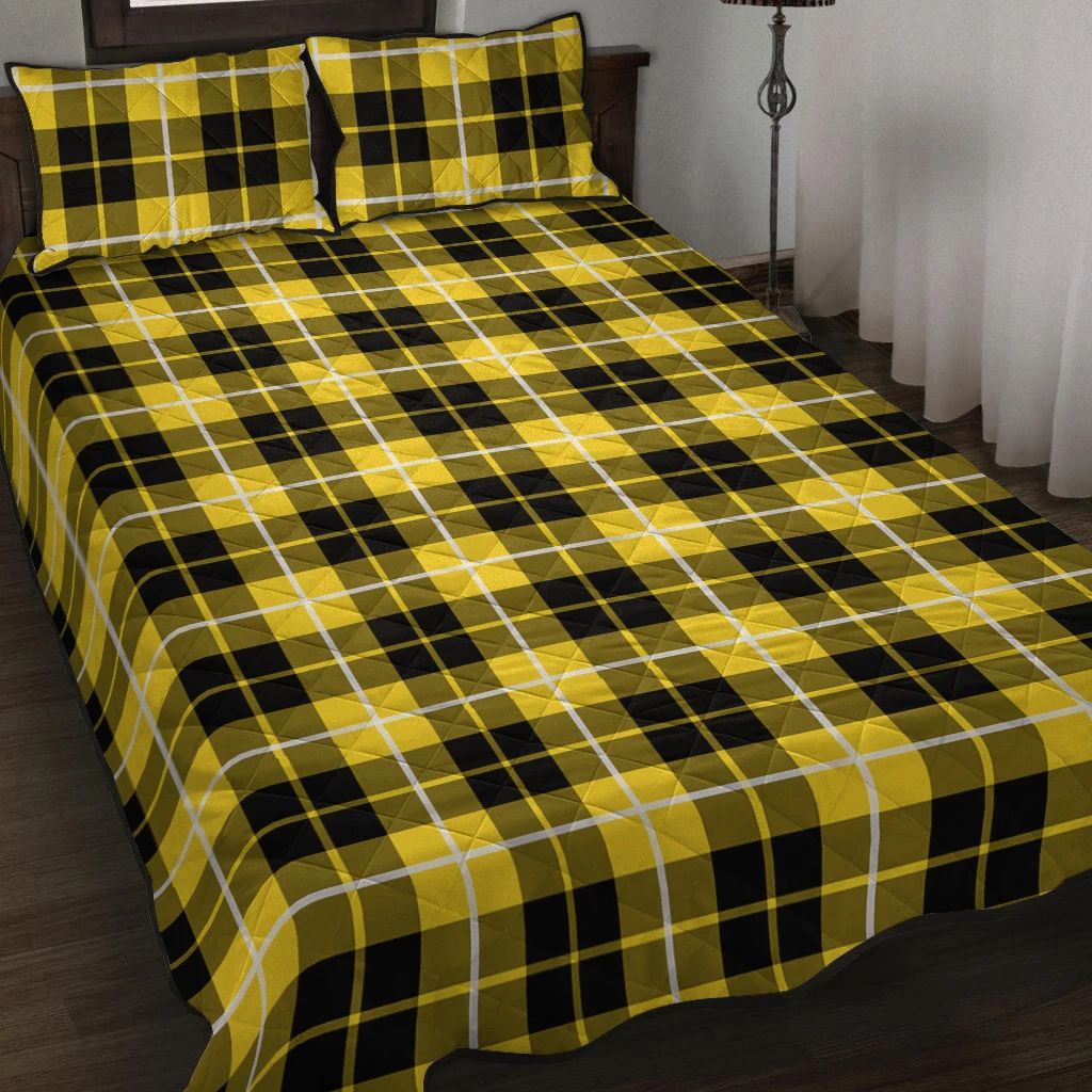 Douglas Grey Modern Tartan Quilt Bed Set