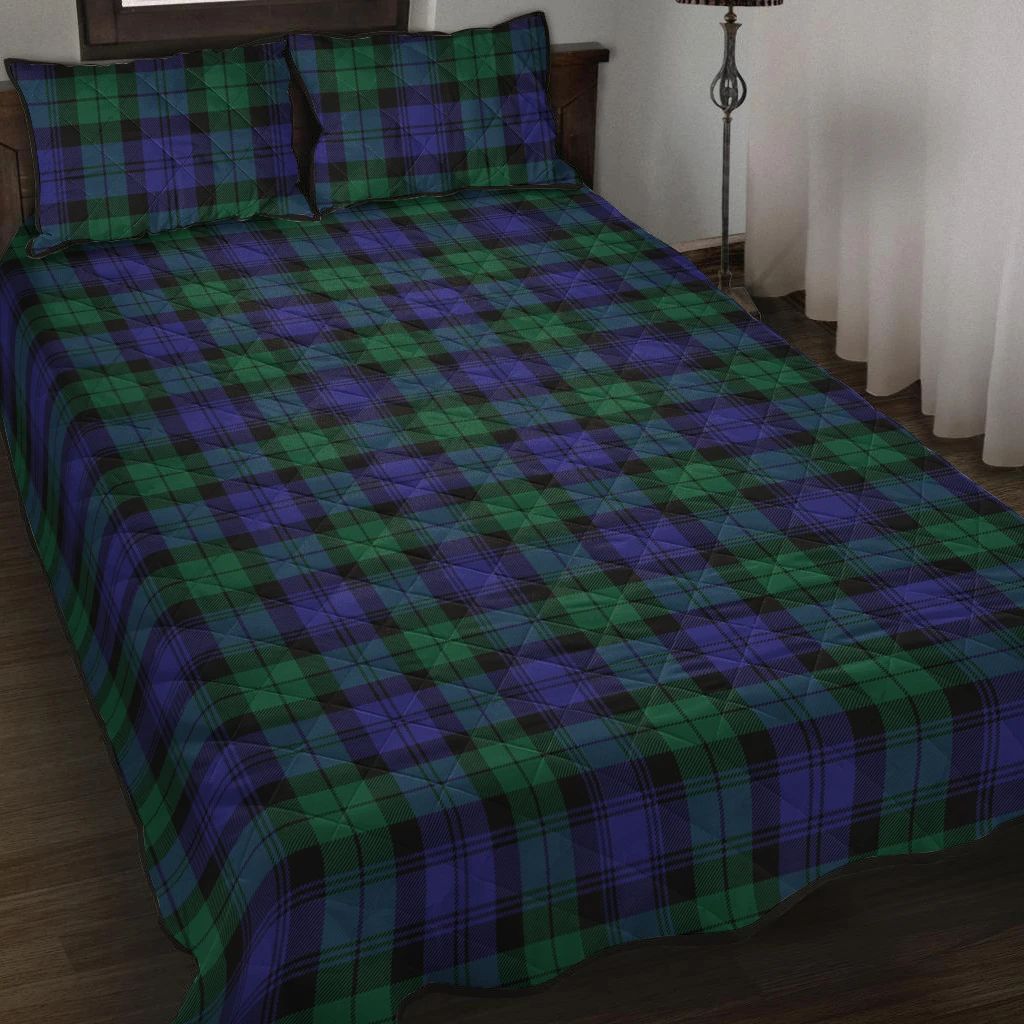 Sutherland Modern Tartan Quilt Bed Set