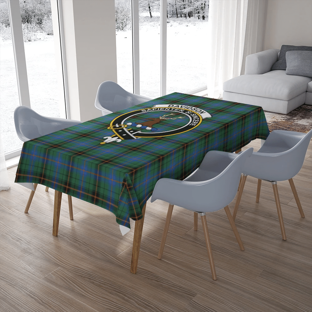 Glen Tartan Crest Tablecloth