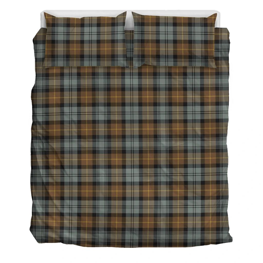 Gordon Weathered Tartan Crest 2D T-shirt - Never Underestimate Style