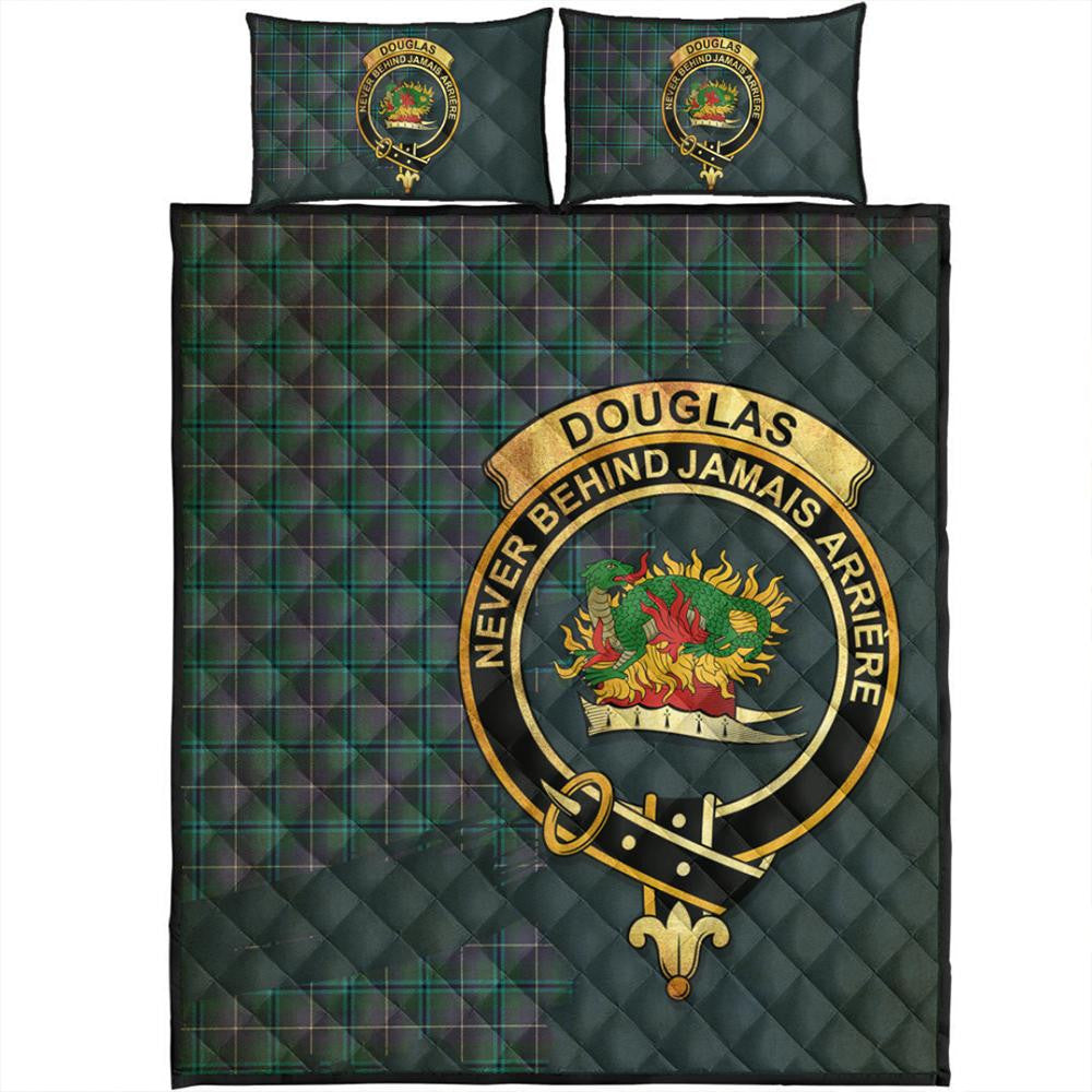 Middleton Modern Tartan Crest Premium Quilt Oldest Style main image 0