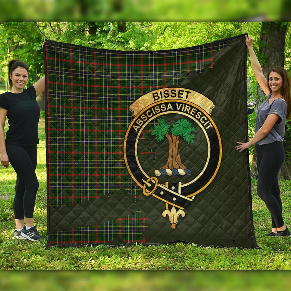 Bisset Tartan Crest Quilt Bed Set