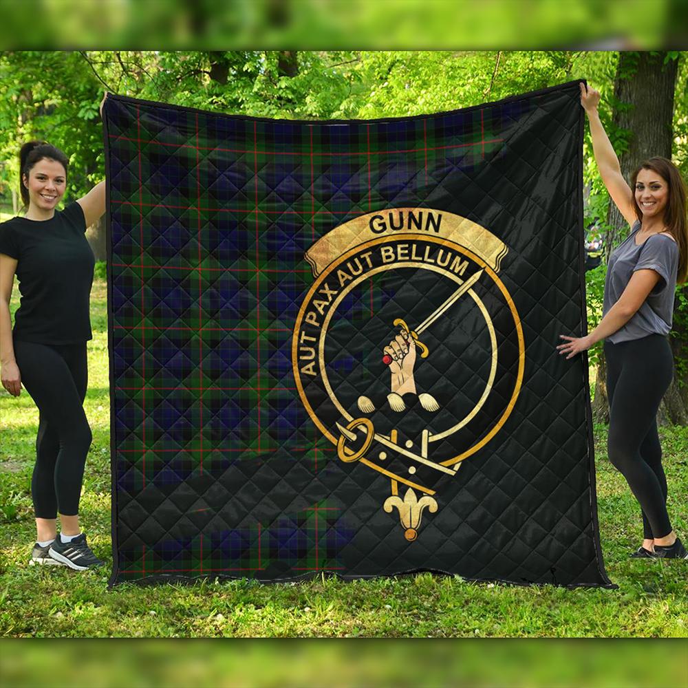 Mowat Modern Tartan Crest Premium Quilt - Celtic Thistle Style