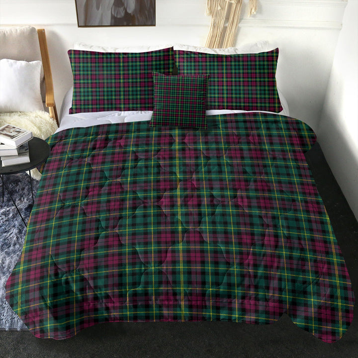 Burns Heritage Modern Tartan Comforter