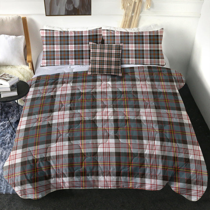 Cameron of Erracht Dress Weathered 2 Clan Badge Tartan Comforter