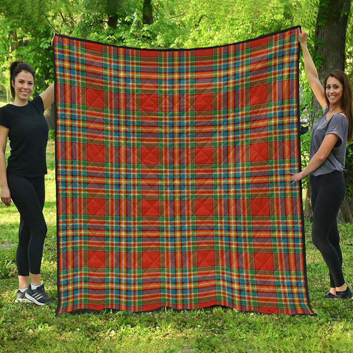 Chattan Ancient Clan Badge Tartan Premium Quilt