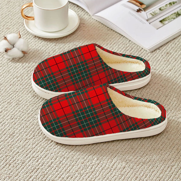 Cheyne Clan Badge Tartan Plush Slipper
