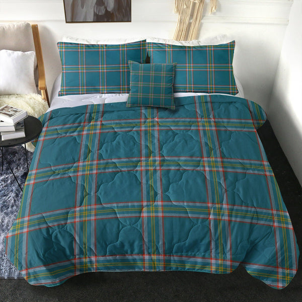 Crichton (Creighton) Ancient Clan Badge Tartan Comforter