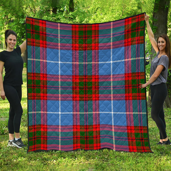 Dalmahoy Clan Badge Tartan Premium Quilt