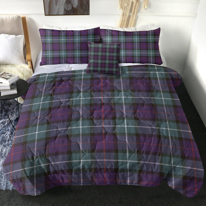 Davidson Weathered Clan Badge Tartan Comforter