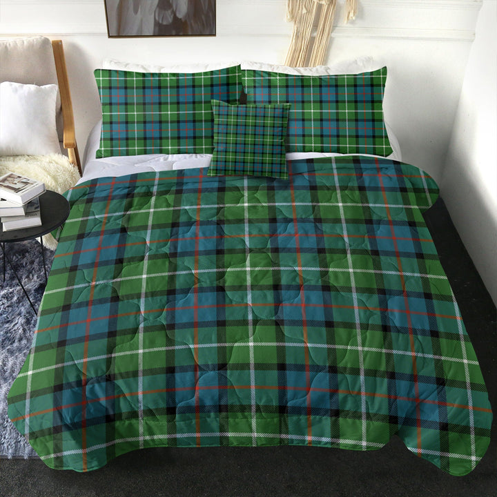 Davidson of Tulloch Ancient Clan Badge Tartan Comforter