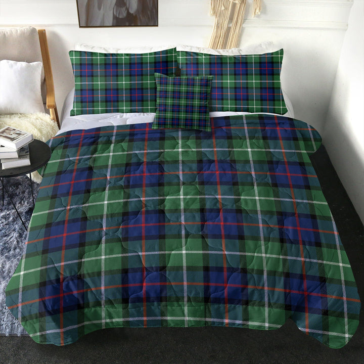 Davidson of Tulloch Modern Clan Badge Tartan Comforter