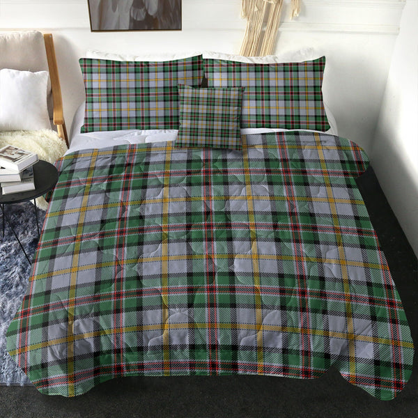 Dinwoodie Modern Clan Badge Tartan Comforter