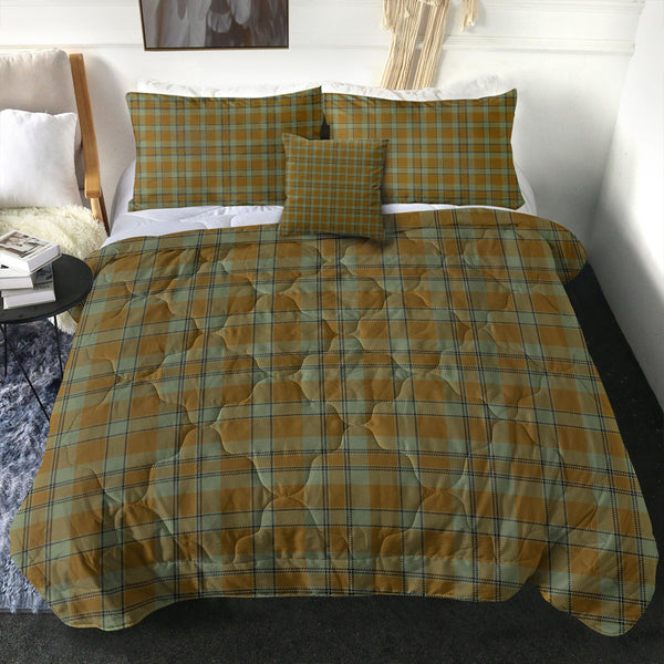 Donachie of Brockloch Hunting Ancient Clan Badge Tartan Comforter