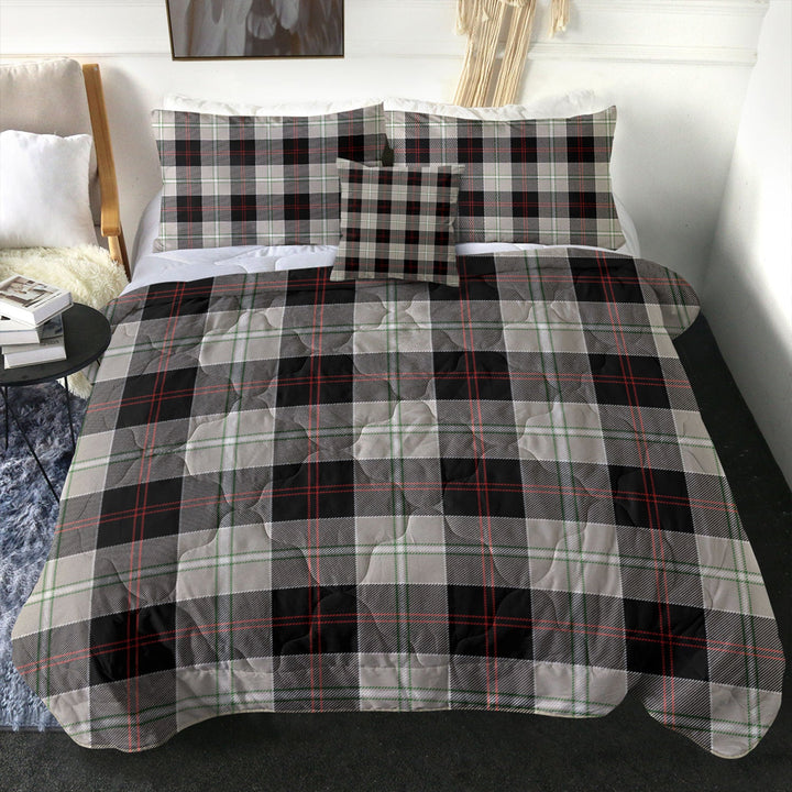 Dunlop Hunting Modern Tartan Comforter