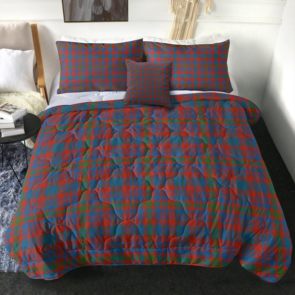 Fiddes Kelvingrove Artifact Ancient Tartan Comforter