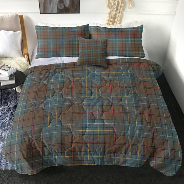 Fox Hunting Weathered Tartan Comforter