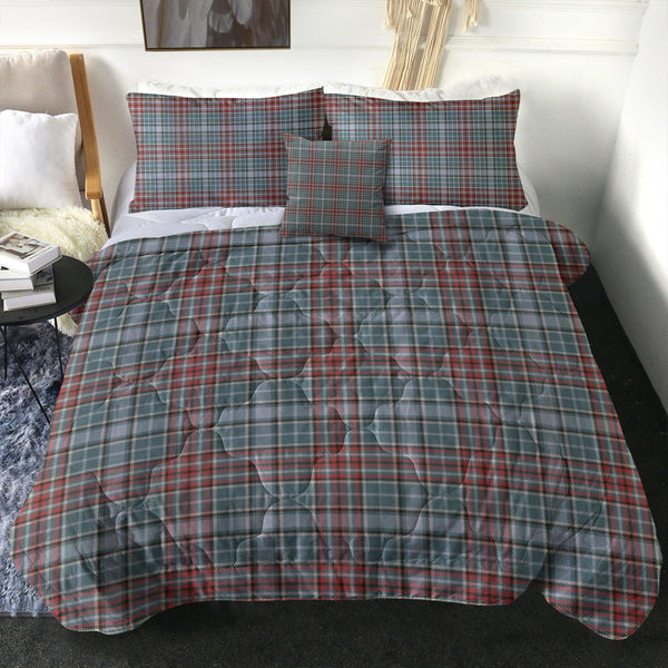 Gayre Weathered Clan Badge Tartan Comforter
