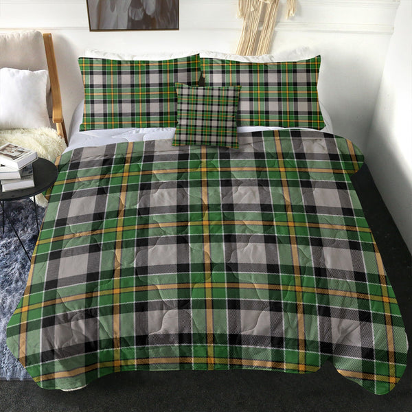 Hamilton of Brandon Ancient Clan Badge Tartan Comforter