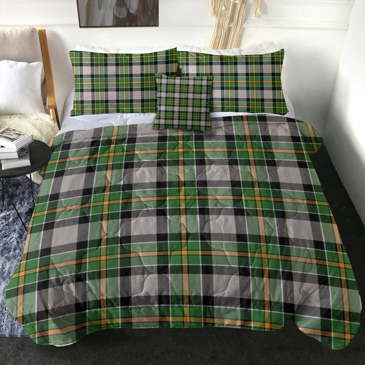 Hamilton of Brandon Ancient Clan Badge Tartan Comforter