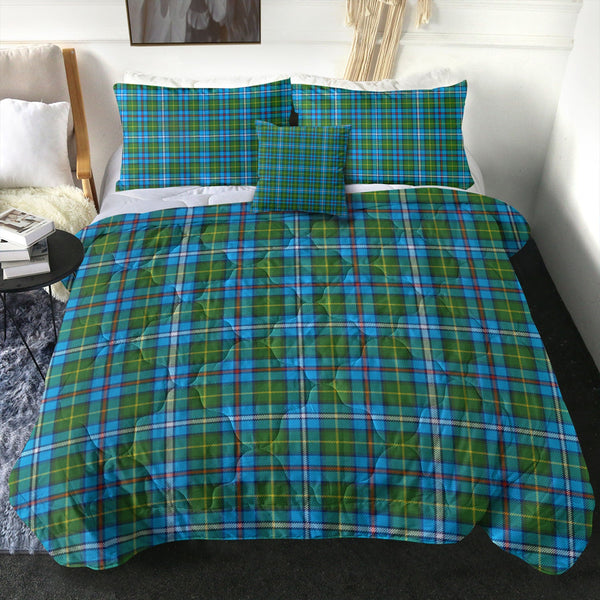 Hosey Modern Tartan Comforter