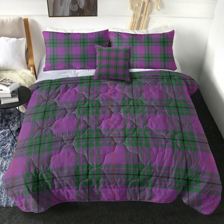 Hutton Ancient Clan Badge Tartan Comforter