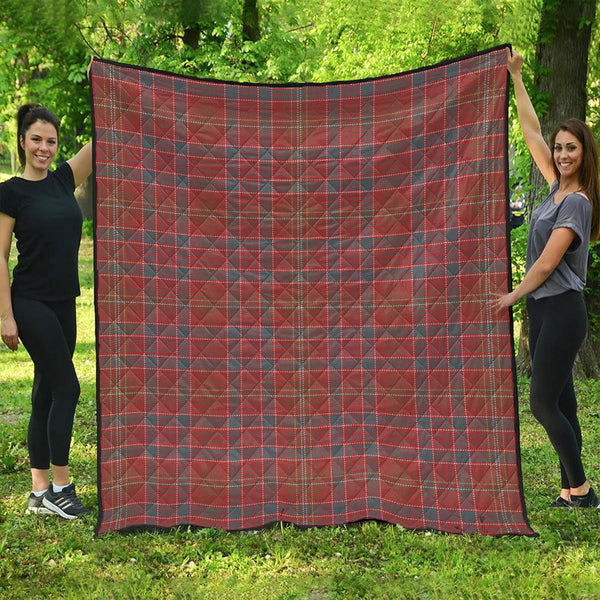 Lumsden Weathered Clan Badge Tartan Premium Quilt