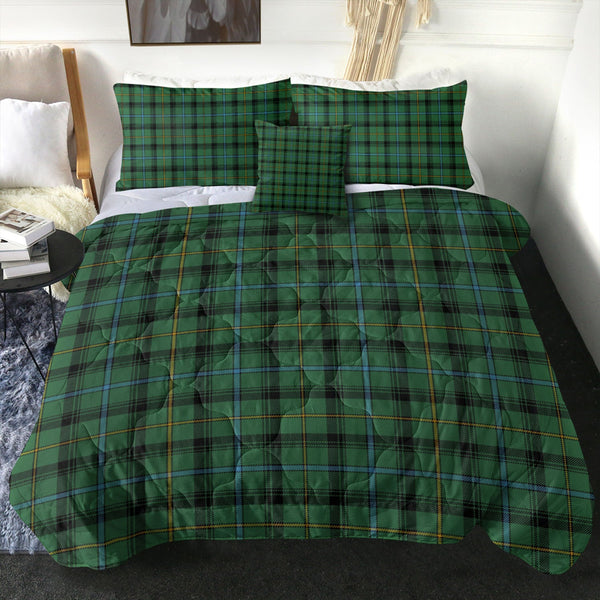 MacCandlish Green Hunting Modern Tartan Comforter