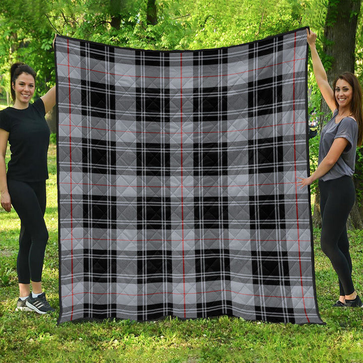 Moffat Modern Clan Badge Tartan Premium Quilt