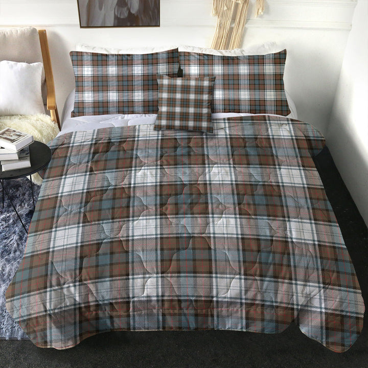 Murray of Atholl Dress (Murray Dress) Weathered Clan Badge Tartan Comforter