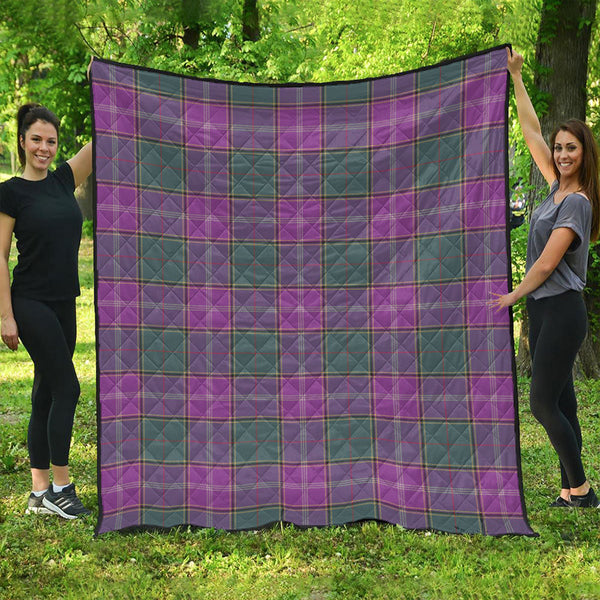 Pringle Weathered Clan Badge Tartan Premium Quilt