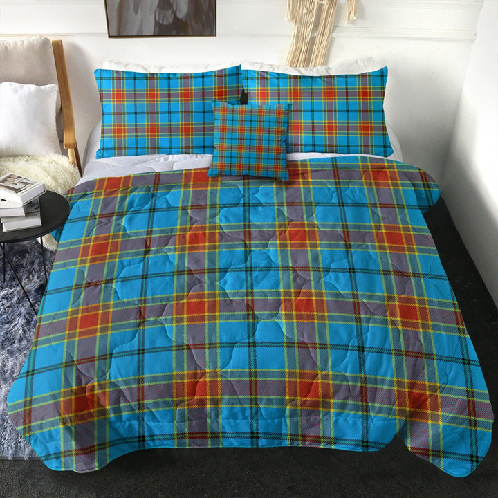 Traill (Trayle) Weathered Clan Badge Tartan Comforter