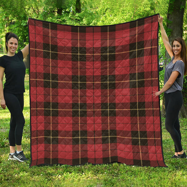 Wallace (Wallas) Weathered Clan Badge Tartan Premium Quilt