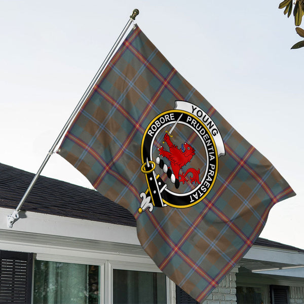 Young Weathered Clan Badge Tartan House Flag