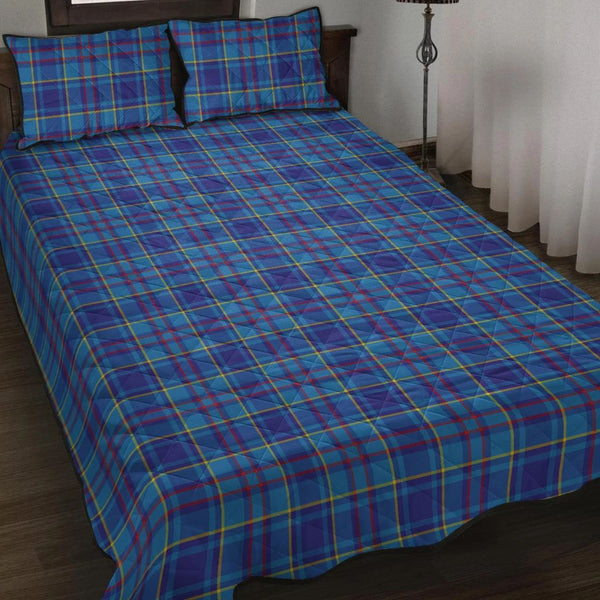 Mercer Modern Tartan Classic Quilt Bed Set