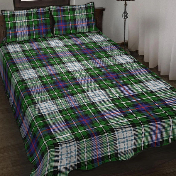MacKenzie Dress Modern Tartan Classic Quilt Bed Set