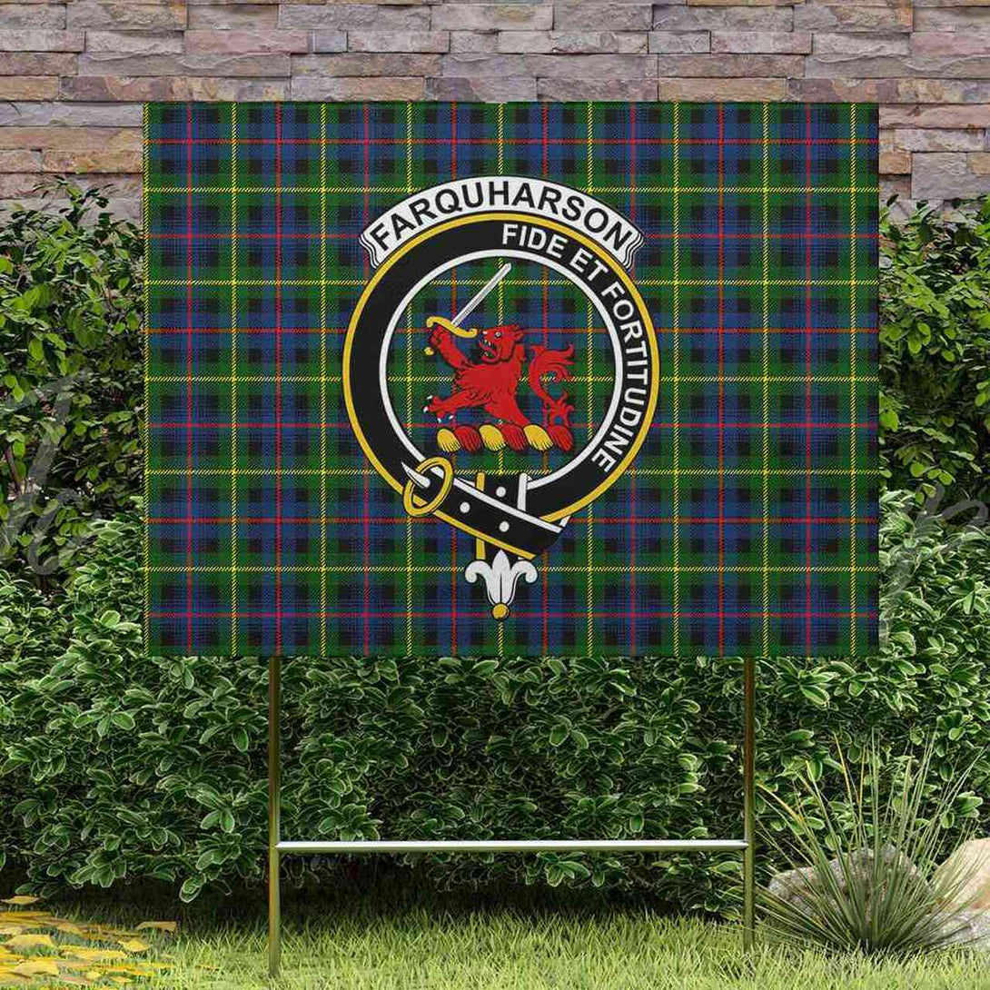 Farquharson Weathered Tartan Crest Wall Hanging Banner - Wood Pole
