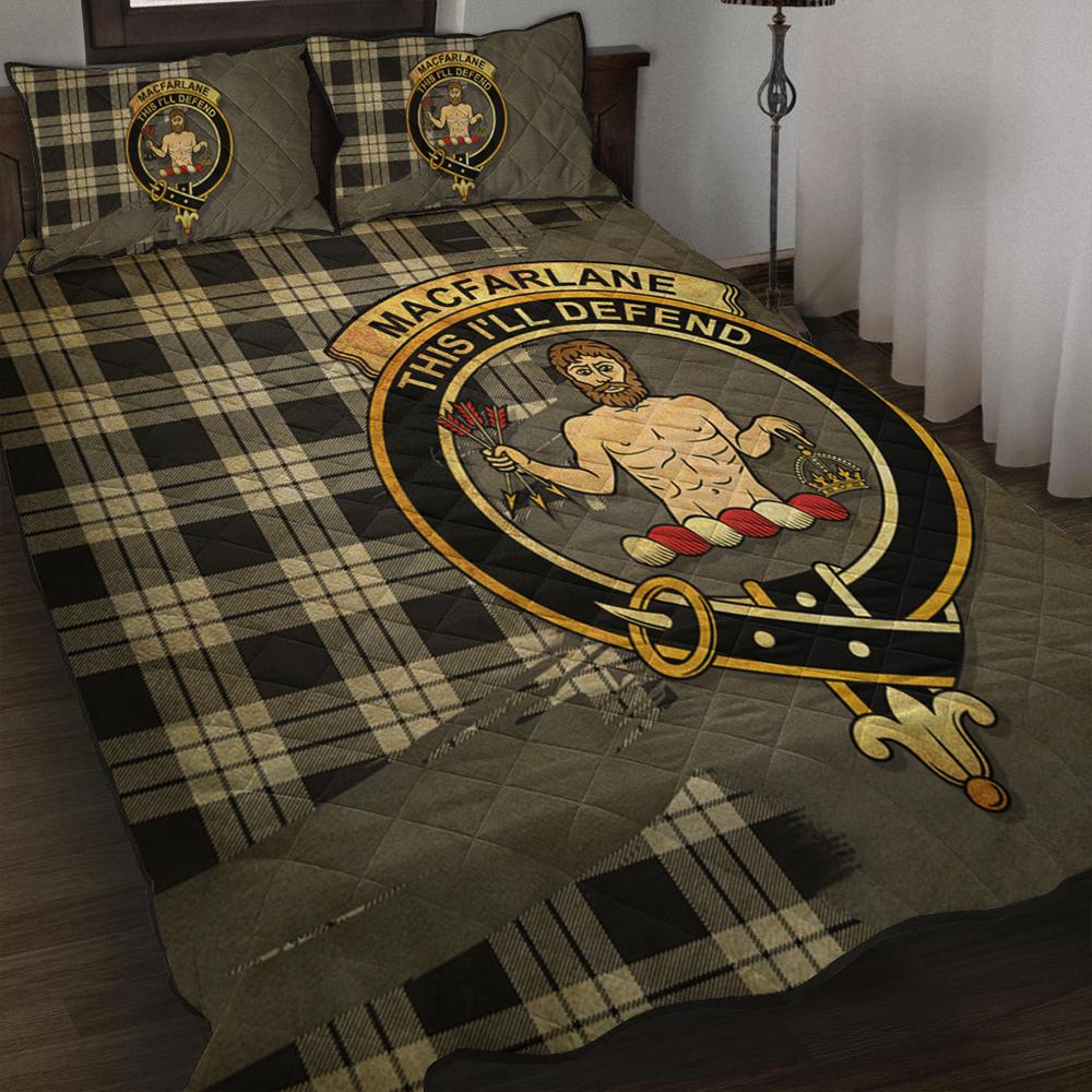 MacFarlane Black & White Ancient Tartan Crest Blanket main image 0