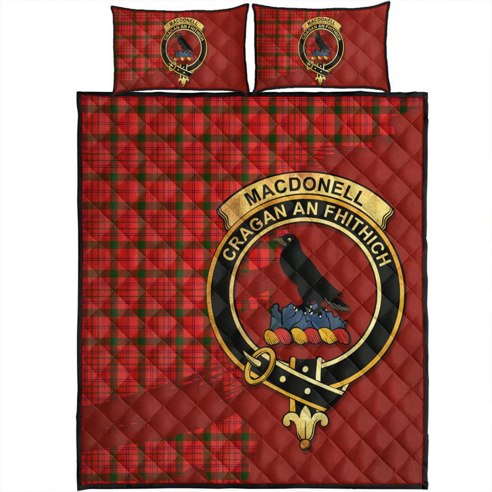 MacInnes Modern Tartan Crest Quilt Bed Set main image 0