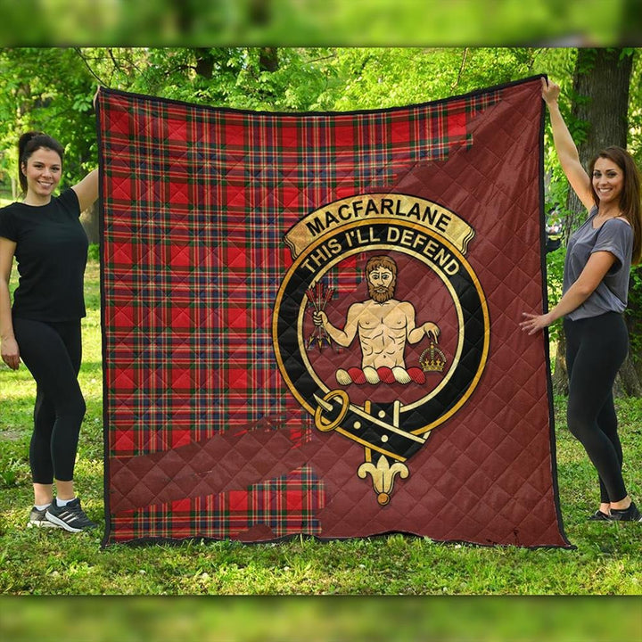 MacFarlane Modern Tartan Crest Premium Quilt Oldest Style