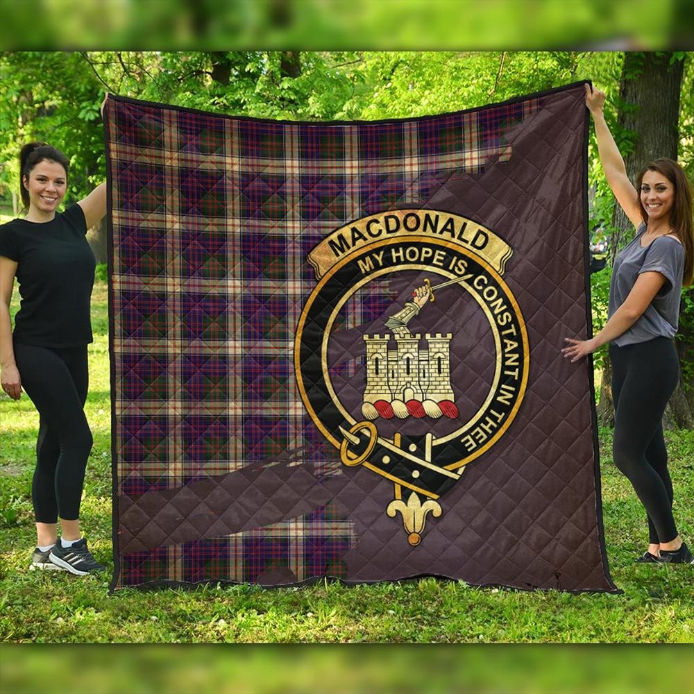 Campbell of Breadalbane Modern Tartan Crest Premium Quilt Oldest Style main image 0