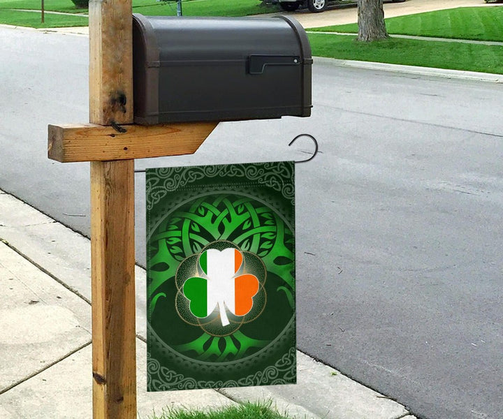 Ireland Celtic Flag - Irish Shamrock & Tree of Life
