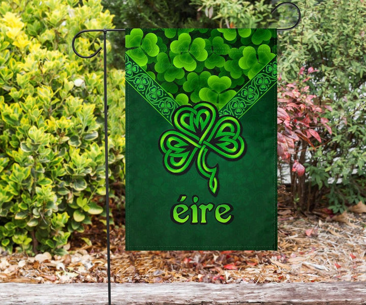 Ireland Celtic Flag - Irish Shamrock Triangle Style