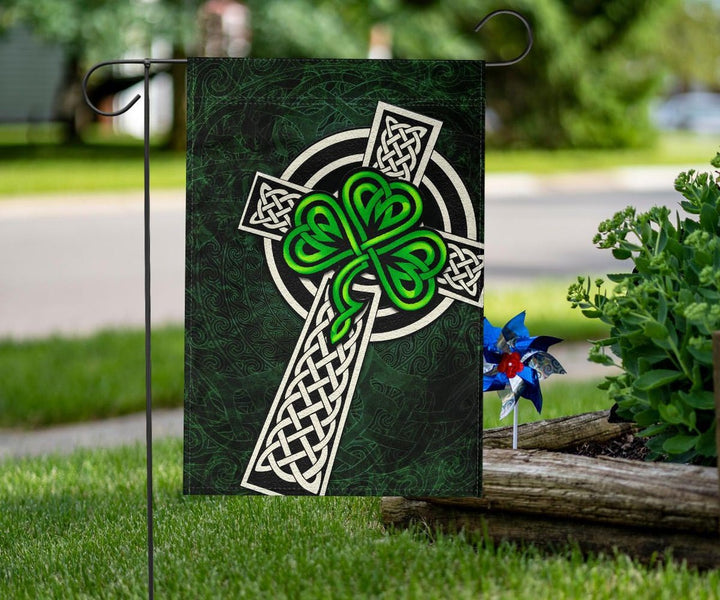 Ireland Celtic Flag - Celtic Cross & Shamrock Skew Style